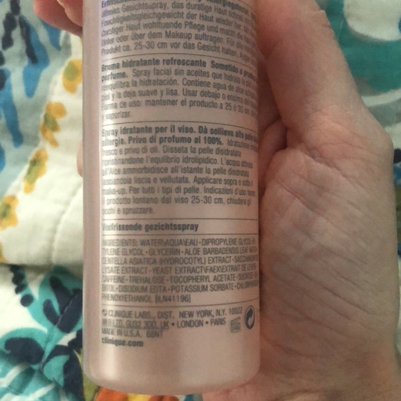 Clinique Moisture Surge Face Spray Thirsty Skin Relief, 4.2 fl. oz. NEW - Picture 3 of 5